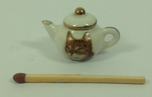 Cat teapot (T10)